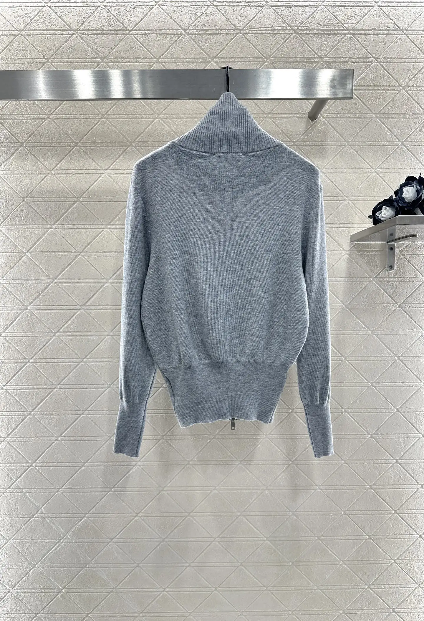 

2025 Autumn New Product Zipper Collar Knitted Top Wool Yarn Weaving Slim Fit Version Daily Simple Versatile Style 444