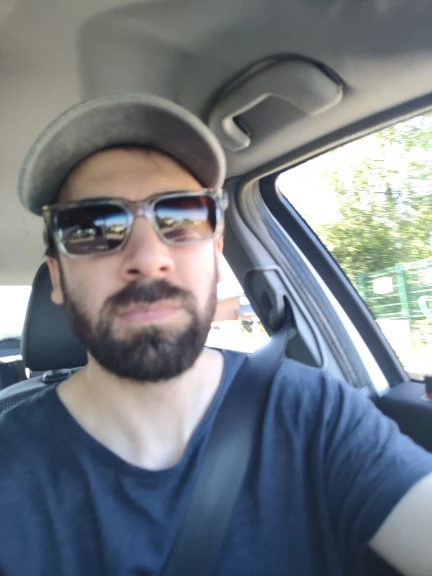 ZENOTTIC Premium Retro Polarized UV400 Sunglasses Review Image