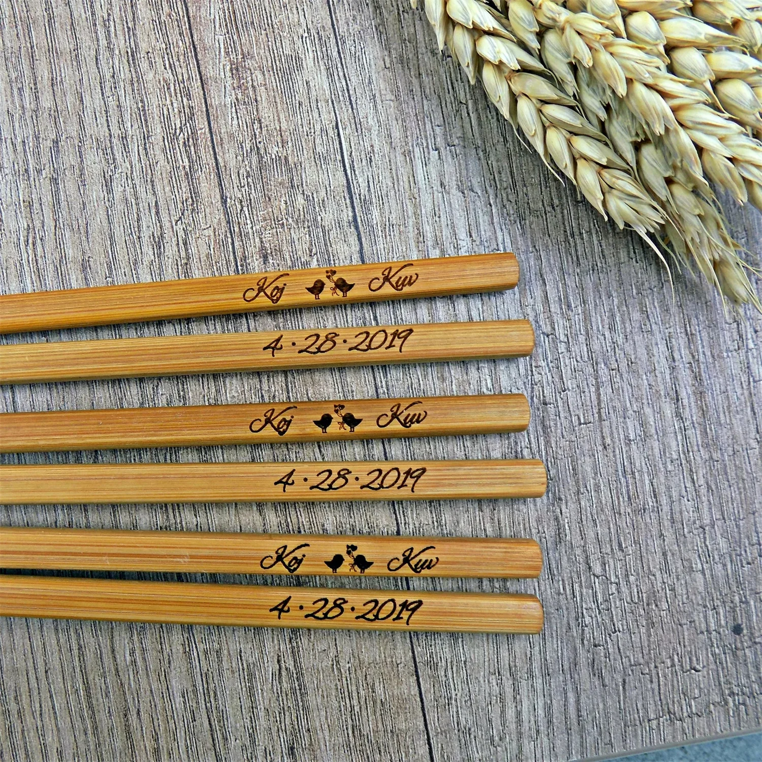 

100pr New personalized Chopsticks,Save the date, Wedding Favor Chopstick, Engraved Bamboo Chopsticks, Wedding Gift, Wedding Favo