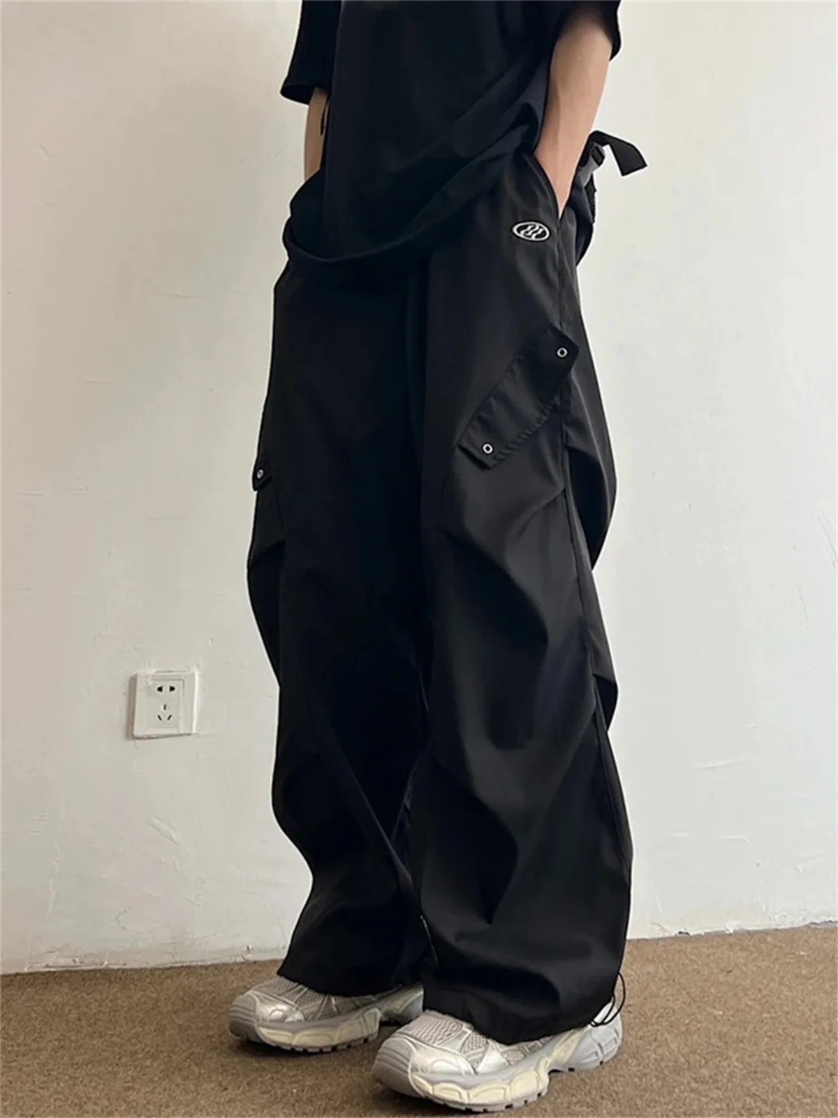 Black Cartoon Cargo Pants Men Solid Wide Leg Trousers Male Quick Drying Streetwear Loose Oversize Korean Hip Hop Punk Pants