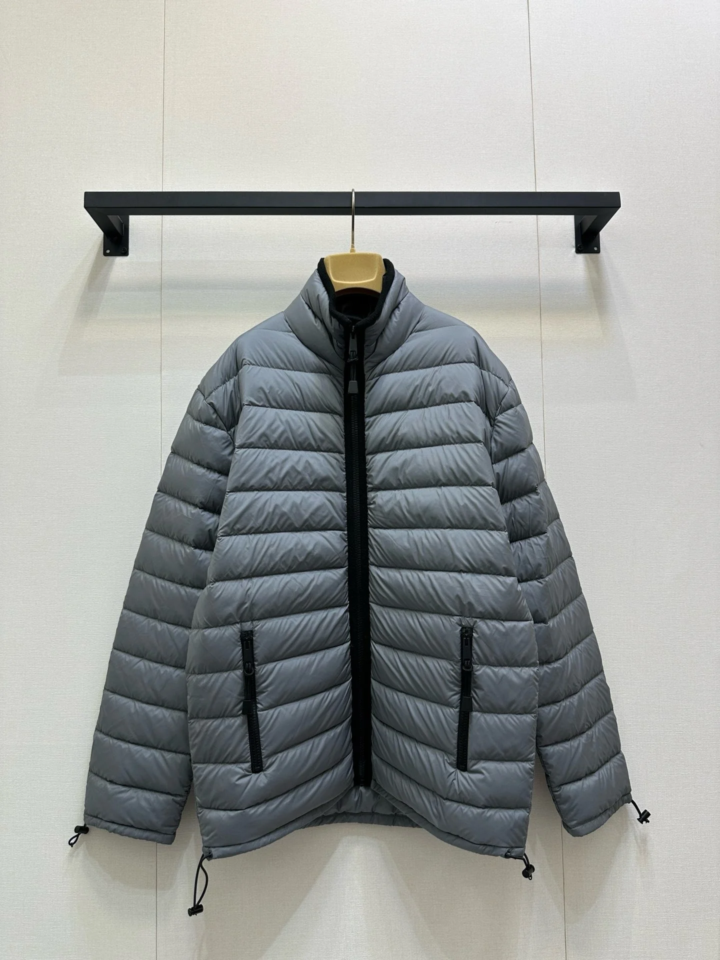 Women's Short Solid Color Seam With Zipper Pocket And Drawstring Long Sleeved Thick Slim Fit Office Casual 25 Winter Down Jacket