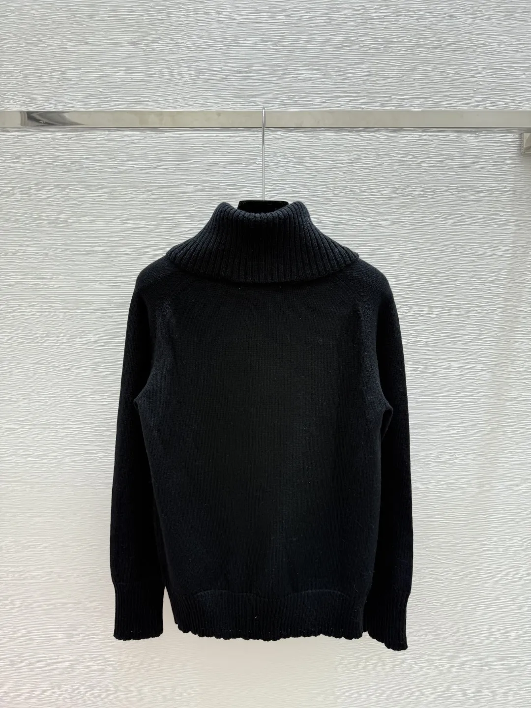 

High Quality Autumn Winter Women's Cardigan Solid Casual Fashion 100% Wool Knitting Buttons Sweater JQ018