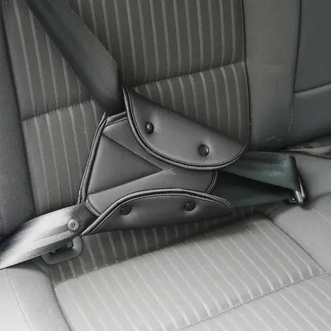 Car Seat Safety Belt Cover Triangle EAFC