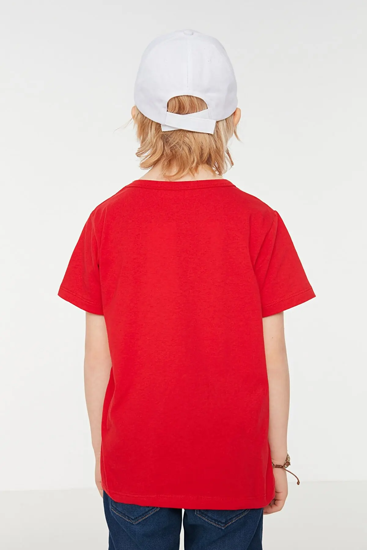 Kaus Rajutan Anak Laki-laki Motif Merah