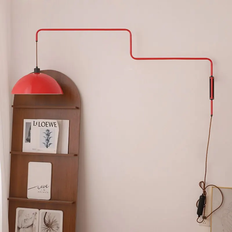 Applique da parete mobile moderna semplice in metallo rosso con braccio oscillante LED E27 illuminazione bianca calda lampada a sospensione da pranzo apparecchio per camera da letto