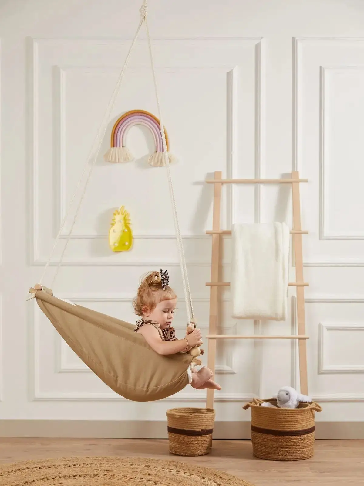 Wooden Baby Hammock Swing Ceiling Suspended Play Activity Kids Swing with Bed and Safety Belt for Babies