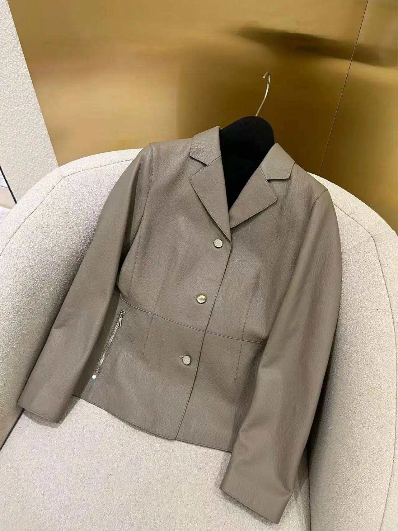 Kurtka ze skóry naturalnej w stylu casual z wykładanym kołnierzem