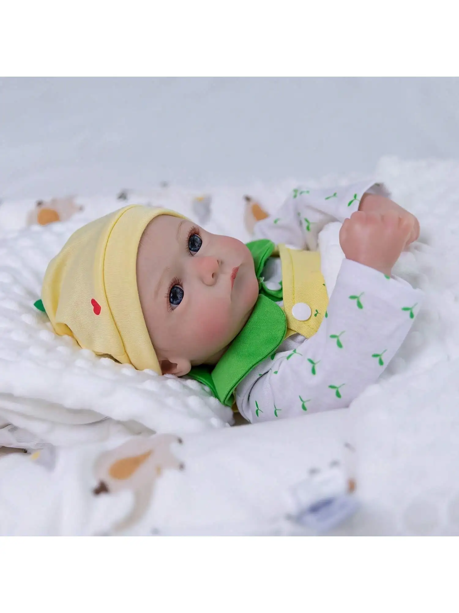 Lifelike Reborn Baby Dolls- 18Inch Cute Soft Vinyl Realistic Baby Doll（ONLY DOLL/NO ACCESSORES)
