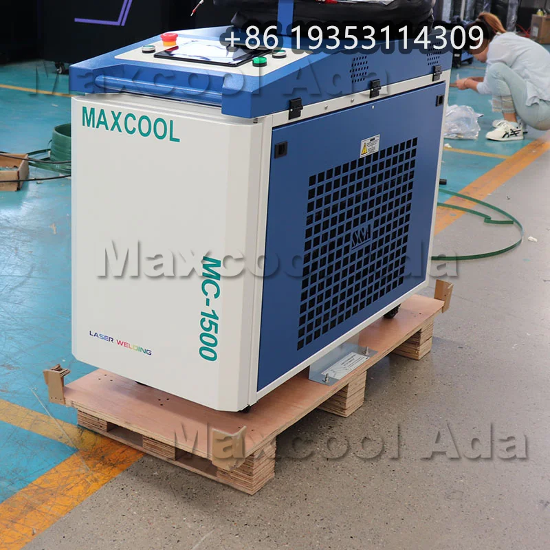 Small Portable Pulse Laser Cleaning Machine For Household Pipe Cleaning, Metal Degreasing, Oxide Layer And Paint Removal