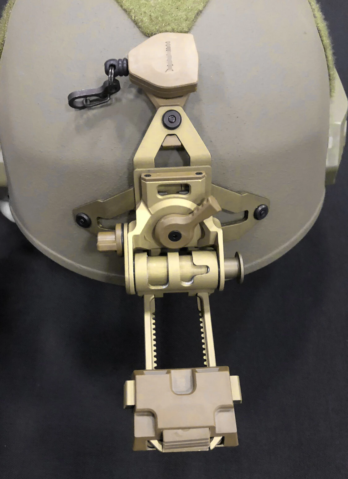 NVG-Halterung L4 G69 für Nachtsichtbrillen, Helmhalterung mit Abdeckung, kompatibel mit PVS14 PVS15 PVS18 PVS31 GPNVG18 PSQ36 – Detail 18