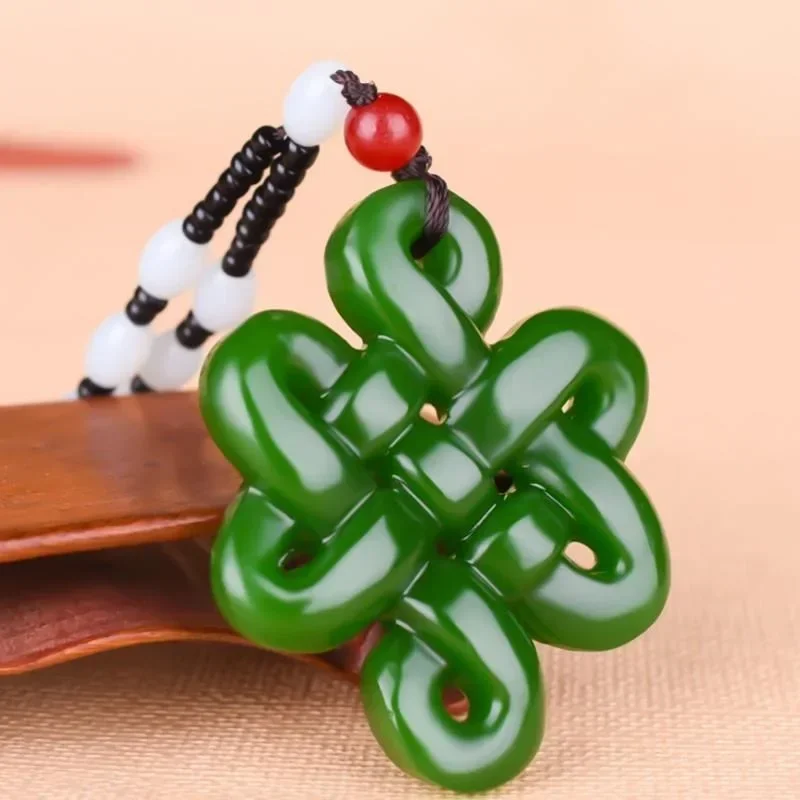 Chiński zielony jadeitowy węzeł Hollow-out wisiorek naszyjnik z amuletem biżuteria modne dodatki ręcznie rzeźbione kobieta prezenty przynoszące szczęście Amulet — zdjęcie 2
