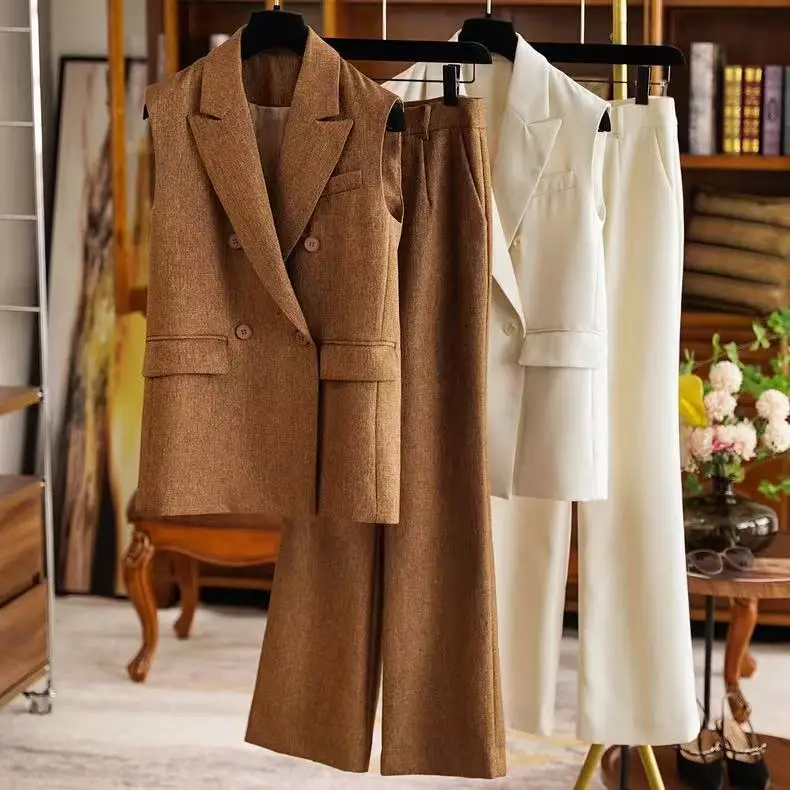 

Elegant linen-silk blend double breasted vest and flared pants suit