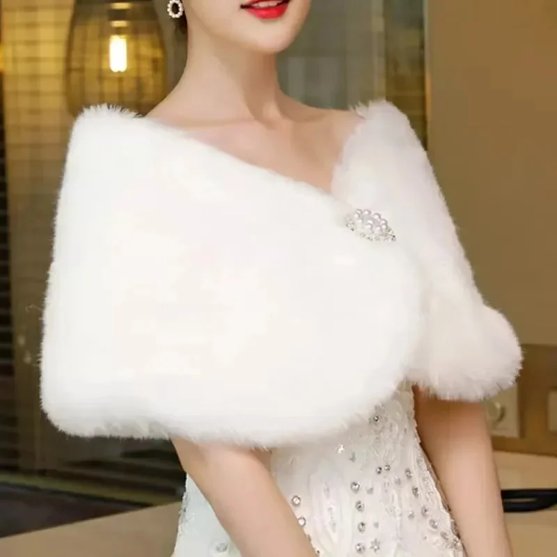 Eleganckie damskie kurtki ślubne białe czarne akcesoria ze sztucznego futra szal ślubny okłady peleryna zimowy wieczorowy płaszcz imprezowy — zdjęcie 2