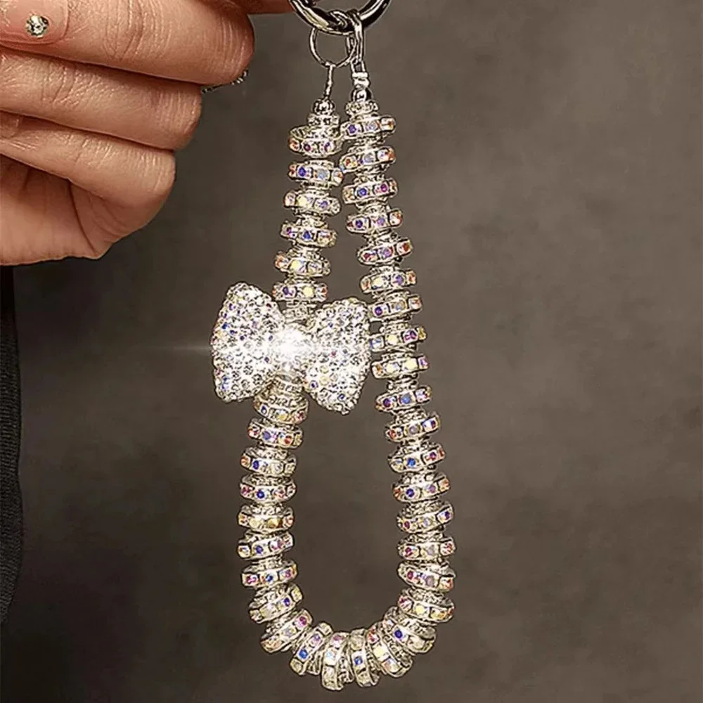Bracelet à Nministériels d en Diamant, Anneau en Clip, Dragonne, Lanière en Strass, pour iPhone Huawei Redmi Xiaomi Samsung, Charme de Téléphone