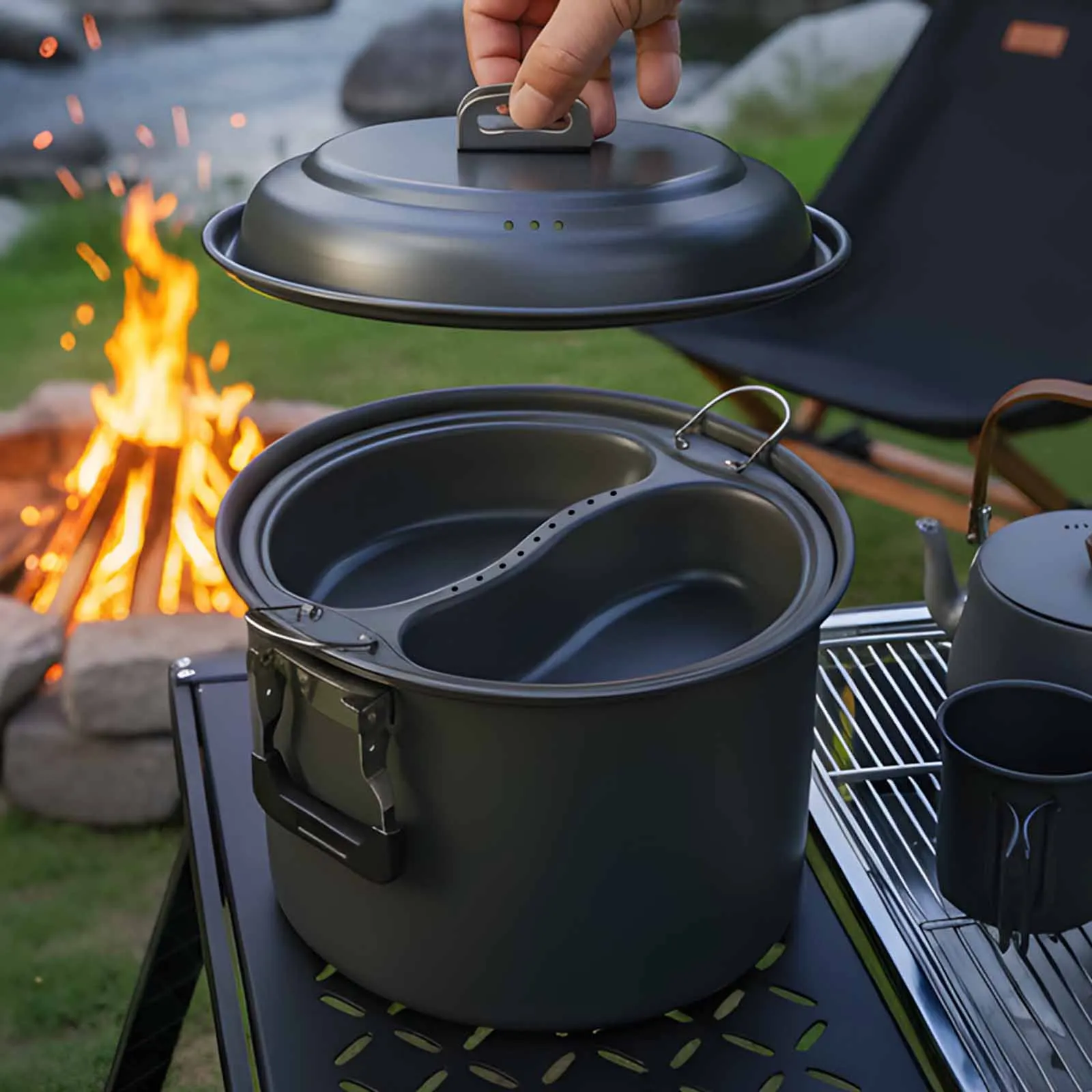 

6L Camping Cookware Set Aluminum Portable Steamer Pot for 4-7 Persons Travel Hiking Fishing Survival Outdoor Picnic Tableware