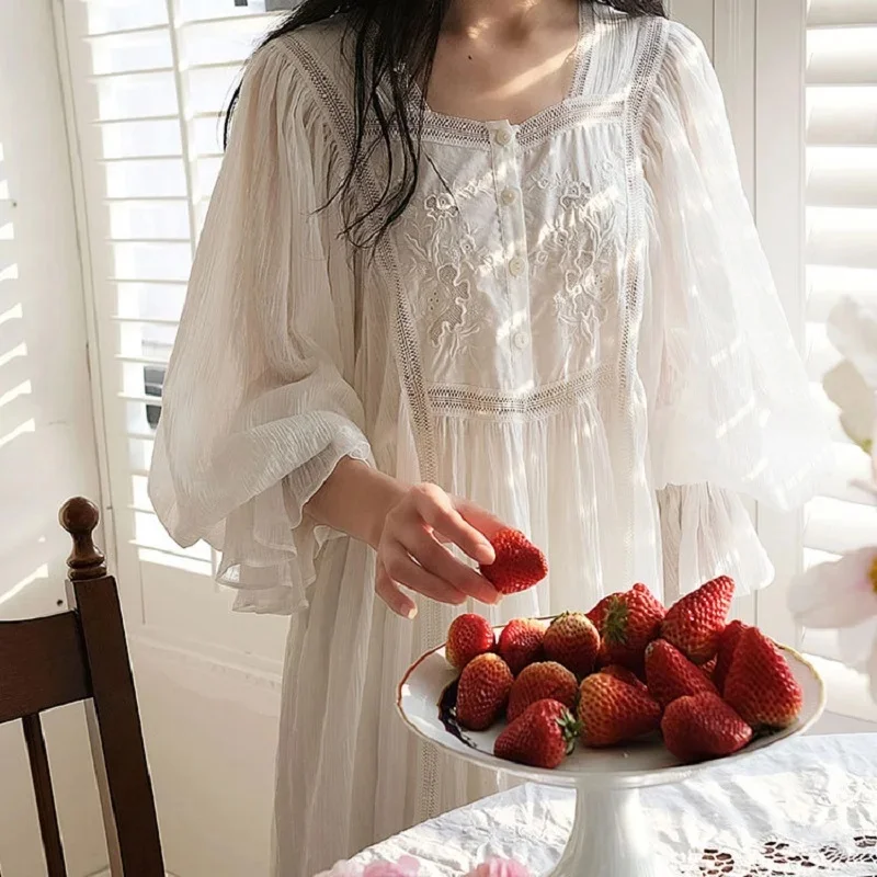 Hanxiuju delikatne Vintage hafty bawełniane damskie długie koszule nocne luksusowe piżamy eleganckie luźne Nighty wiosna jesień sukienka — zdjęcie 2