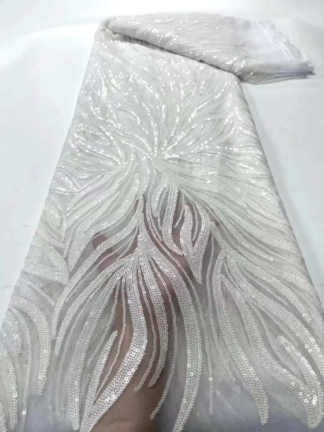 Panno di pizzo da sposa bianco verde rosso oro tessuto di pizzo accessori di pizzo ricamo paillettes scure