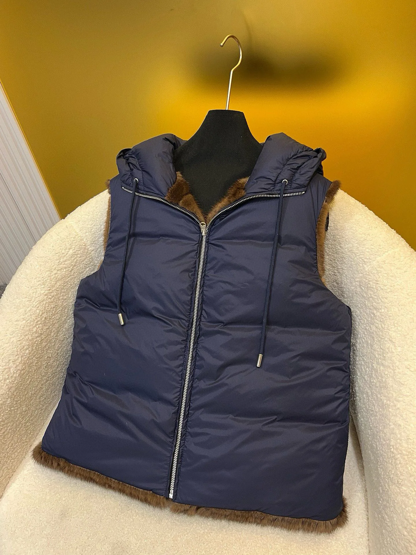 Chaqueta de plumón de doble cara otoño-invierno con piel de visón