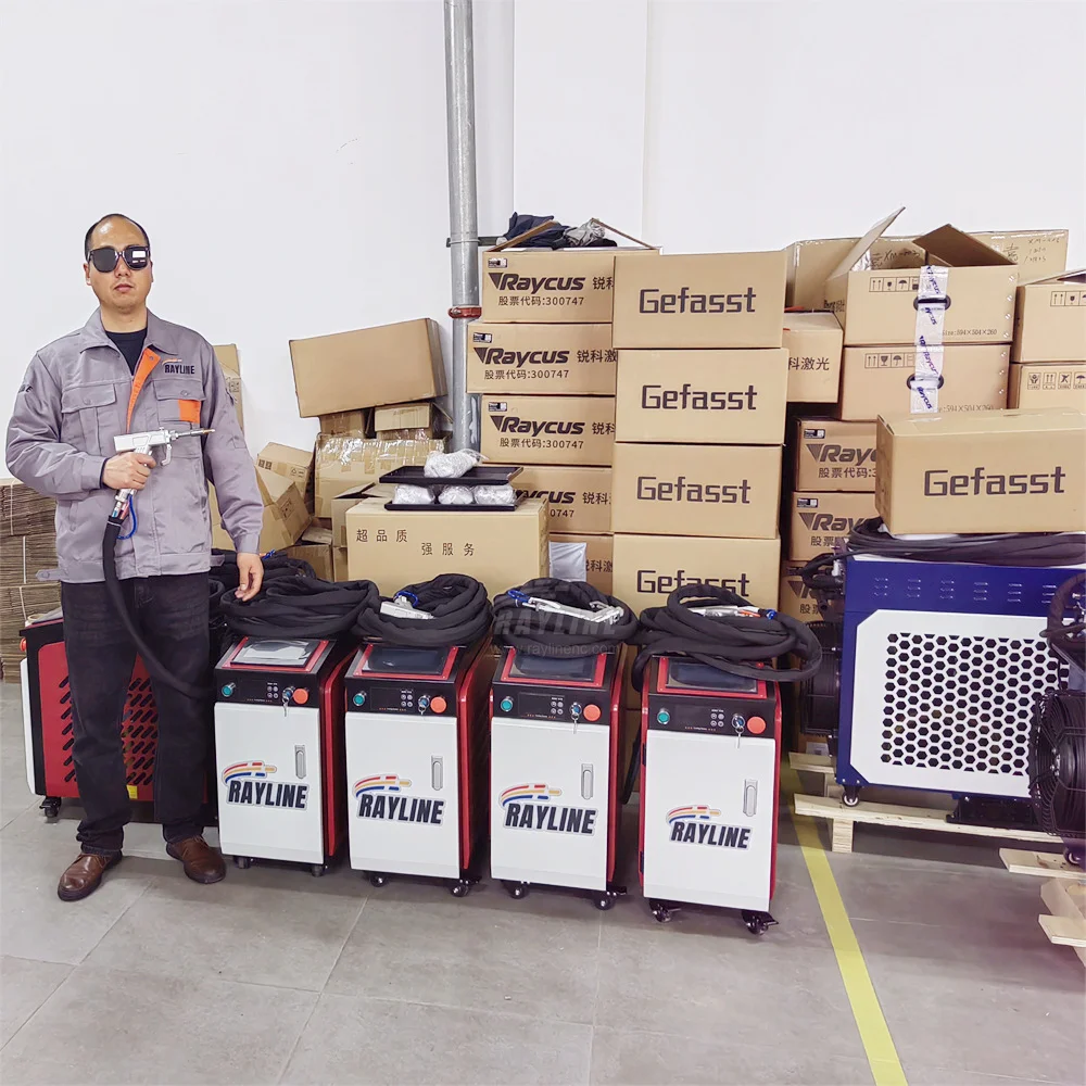 

Portable Water-cooling Handheld 4 in 1 1500w Fiber Laser Welding Machine for Metal Welding Rust Removal Cutting Cleaning