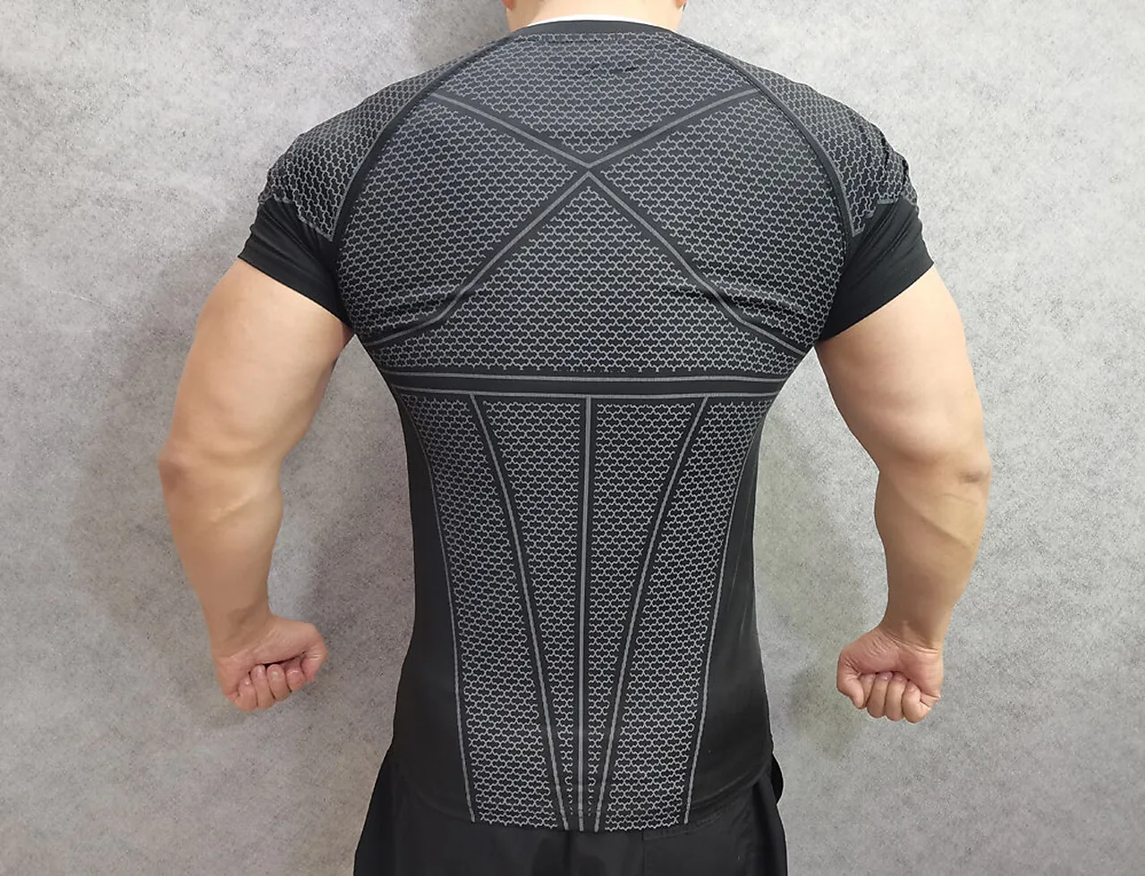 Men's Muscle Quick Dry Skinny Fit Short Sleeve Athletic T-Shirt Gym Workout Fitness Running Sport Bodybuilding Male Casual Shirt