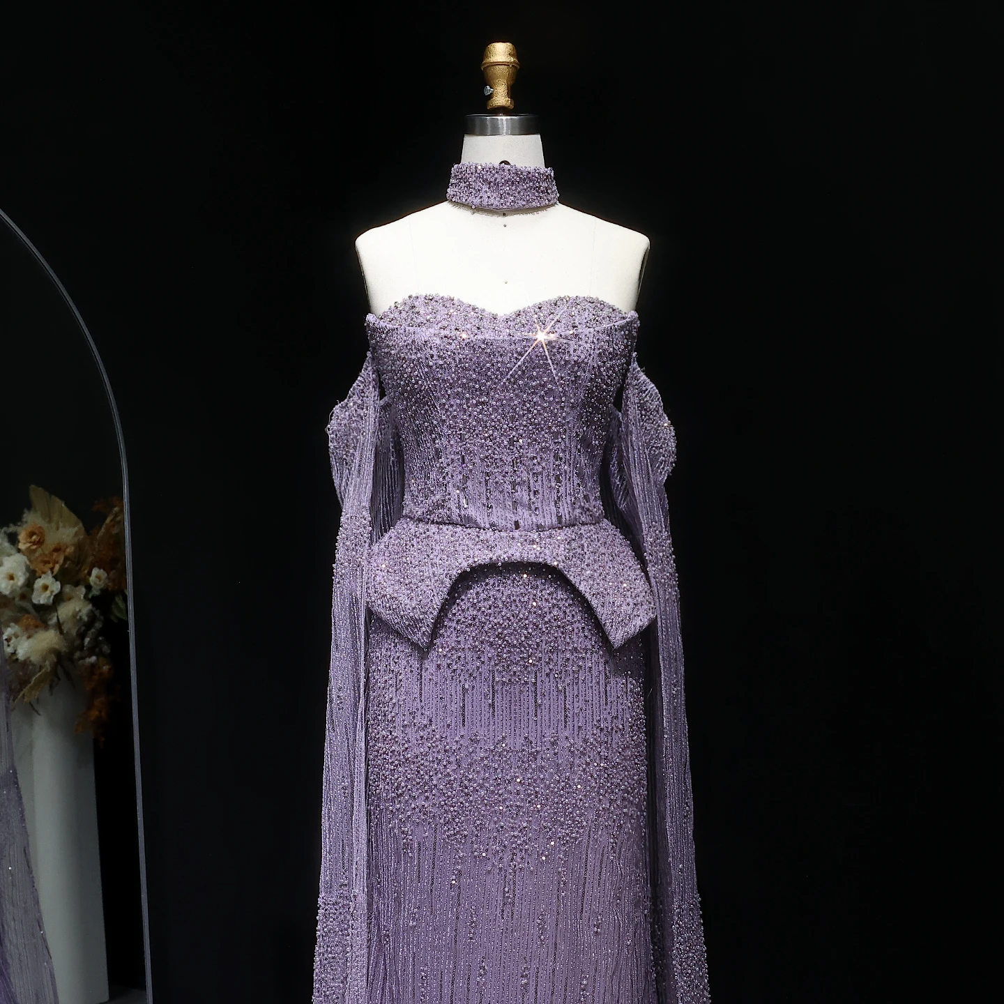 Sharon Said Luxuriöses graues Kristall-Abendkleid mit fließenden Ärmeln 2026 Elegantes schulterfreies Hochzeitskleid SS558 Maßanfertigung – Detail 21