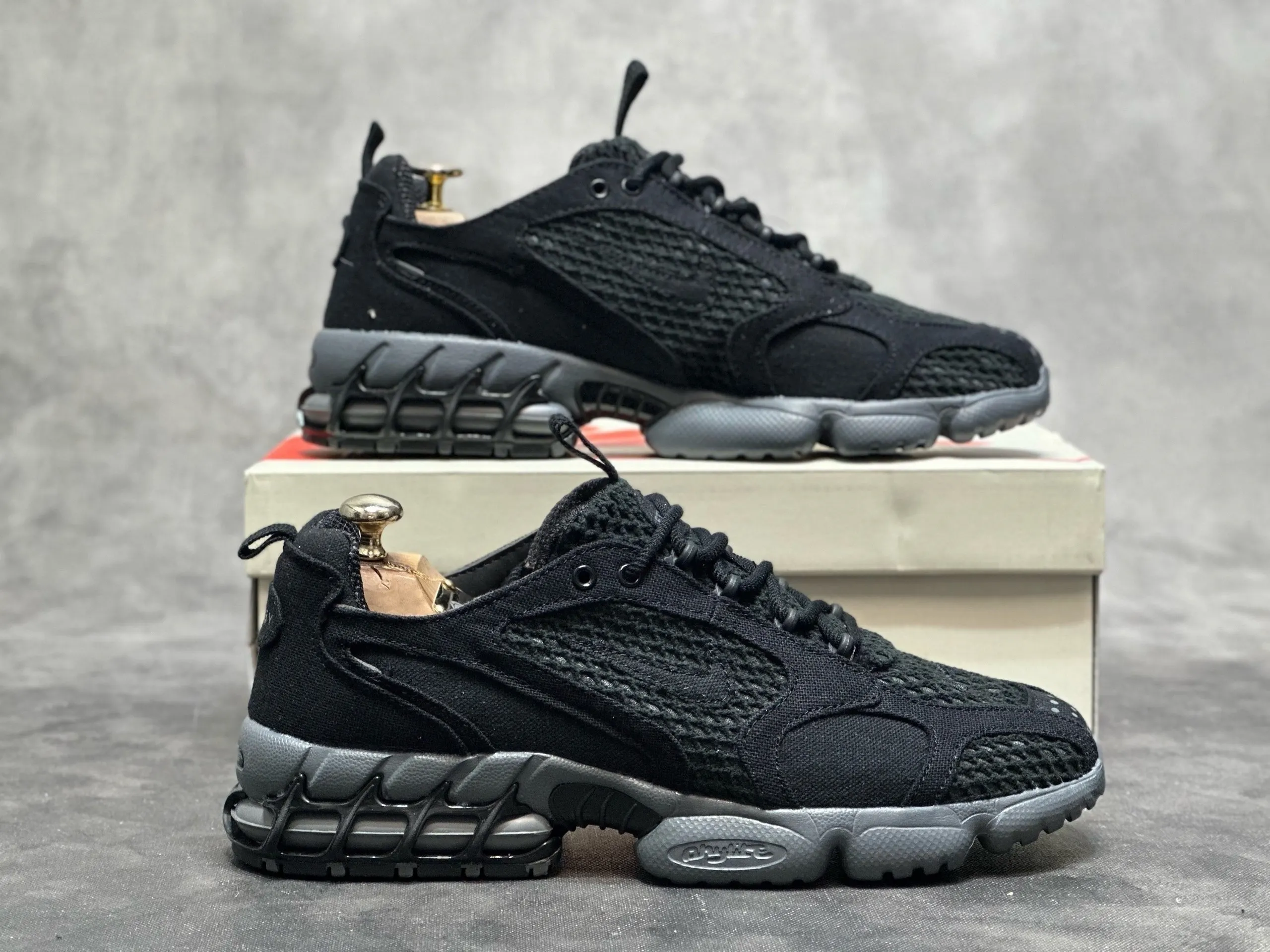 Men ' s Nike Air Zoom Spiridon Cage 2 Stussy Fossil crosses