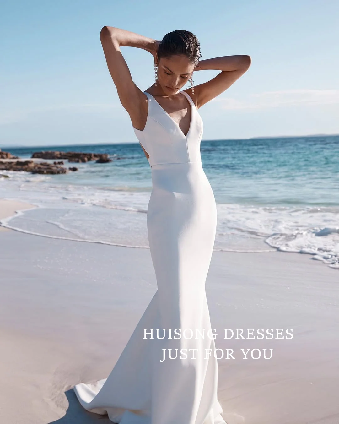 

HUISONG Customized suknia ślubna Satin Mermaid Wedding Dresses V-Neck Sleeveless Beach Bridal Gown vestido de novia