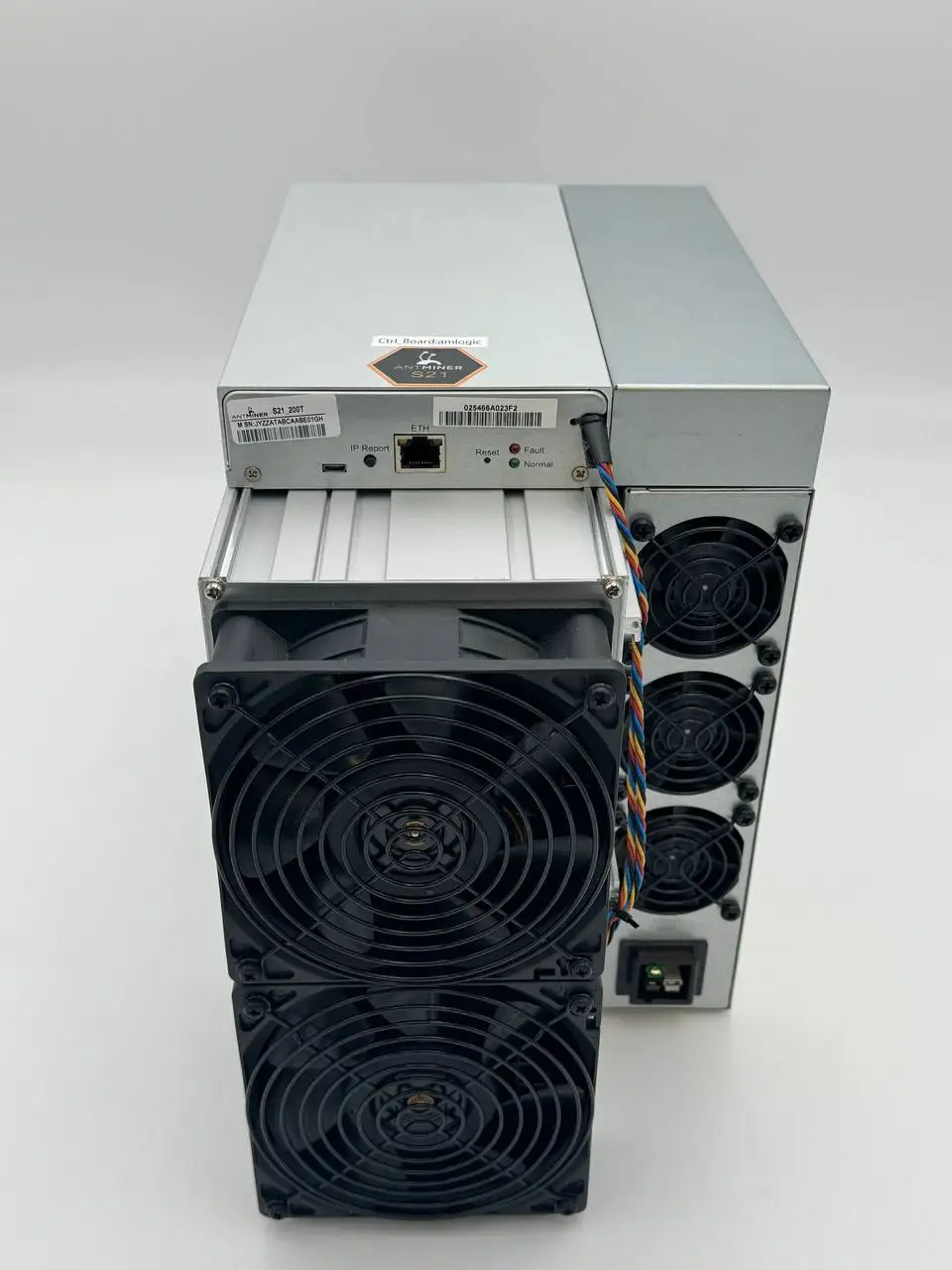 새로운 재고 있음 Bitmain Antminer S21+ 216Th/s 3564W 비트코인 ​​채굴기