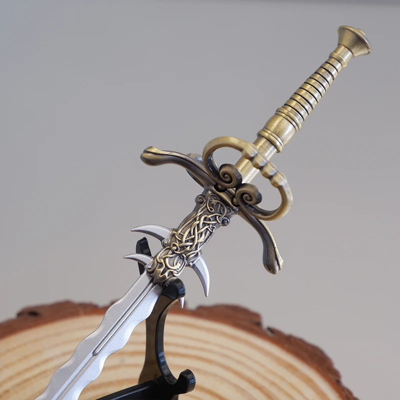 22 cm Diablo Grove tandzaag tweehandige decoratieve zwaard Game wapens model Metalen Speelgoed zwaarden Desktop Ornamenten Jongen Geschenken