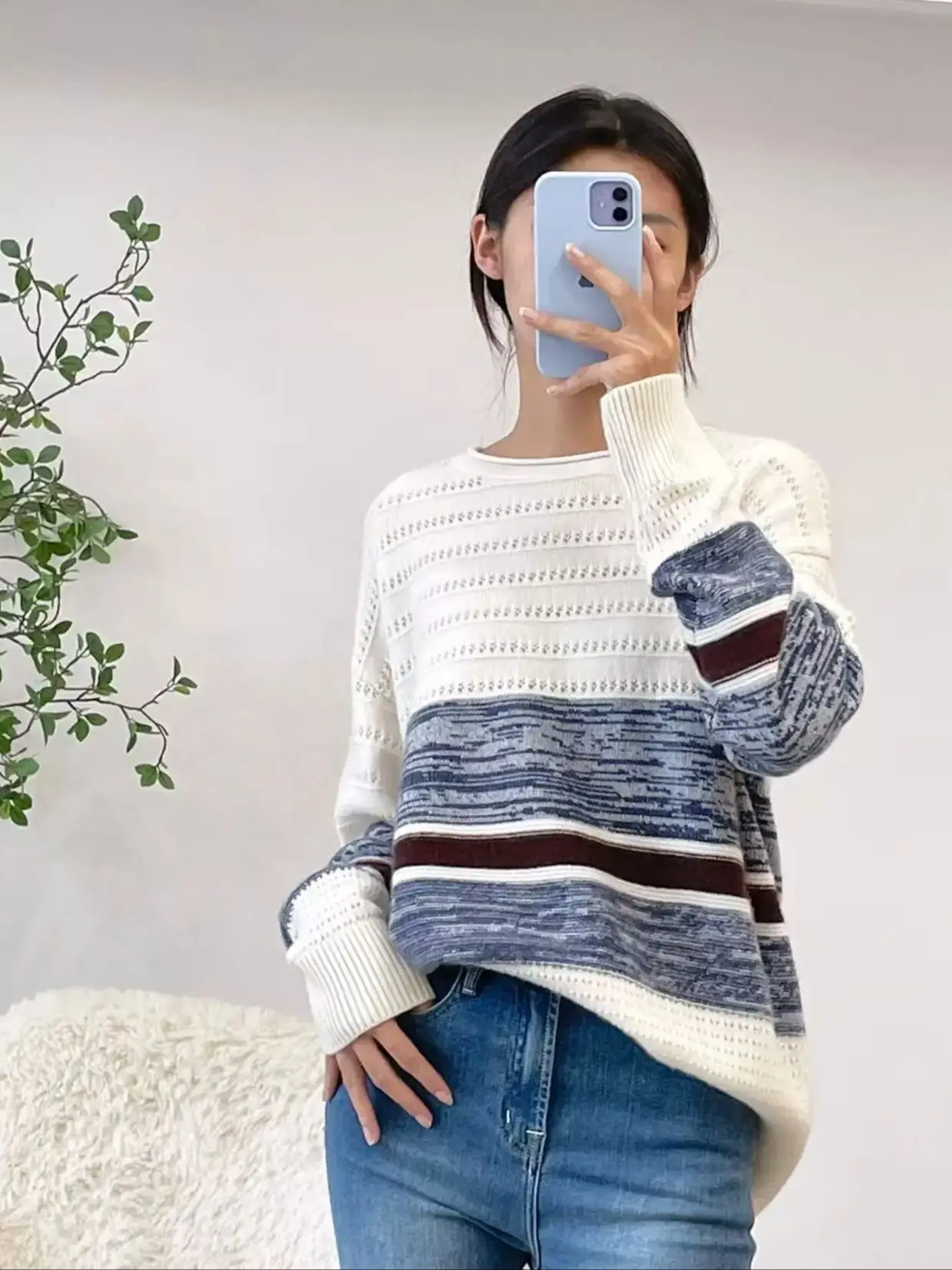 

Casual striped 100% cashmere round neck sweater