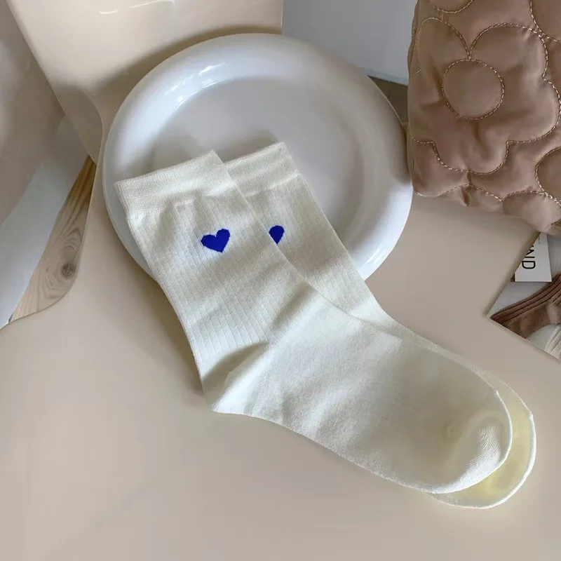 

2025 Autumn New Women's Love Heart Socks Thin Cotton Socks Simple White Socks