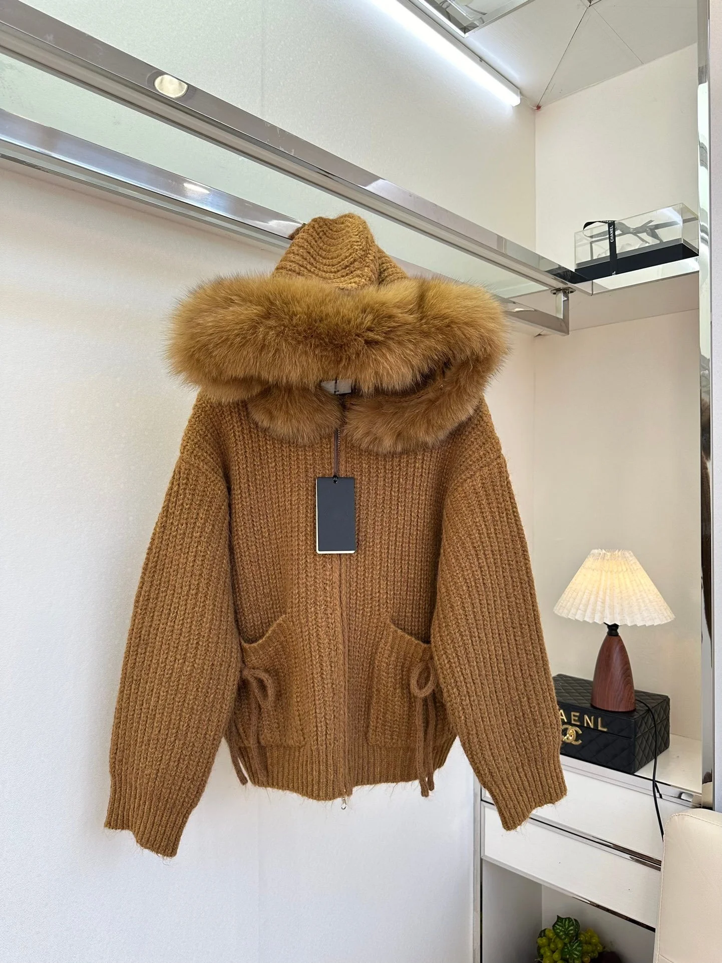 Abrigo con capucha de piel de zorro para mujer, chaqueta de lujo de invierno, Sudadera con capucha acolchada cálida, prendas de vestir exteriores de moda, ropa de calle, marca de gran oferta 2025