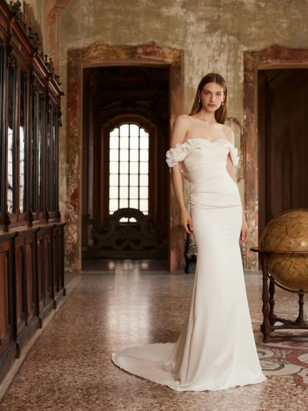 

Customized White Tulle Formal Wedding Dress Classic O-Neck Modern Half Sleeves Fashion Ruched Luxury Bridal Party Bridal Gowns