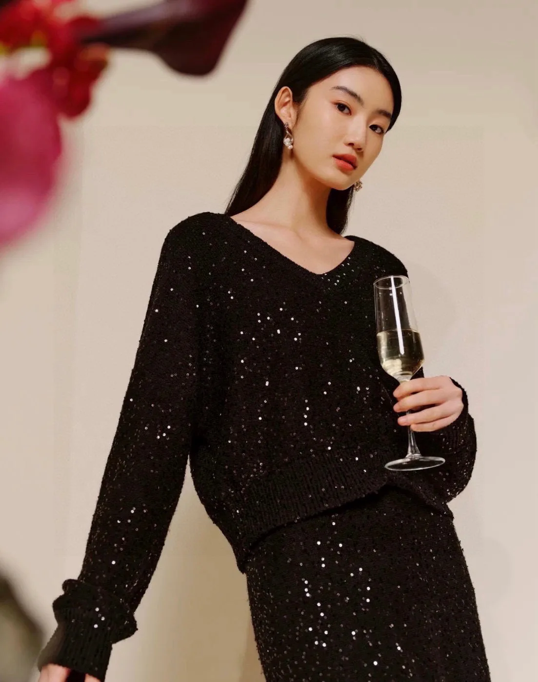 Elegant classic sequined shiny cashmere-linen sweater with long sleeves