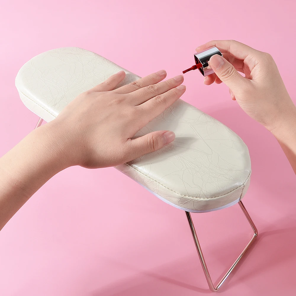 

1pcs Nail Art Hand Pillow Portable Removable Stand Tilt Design Manicure Stand Hand Pillow PU Material Hand Pillow Cushion