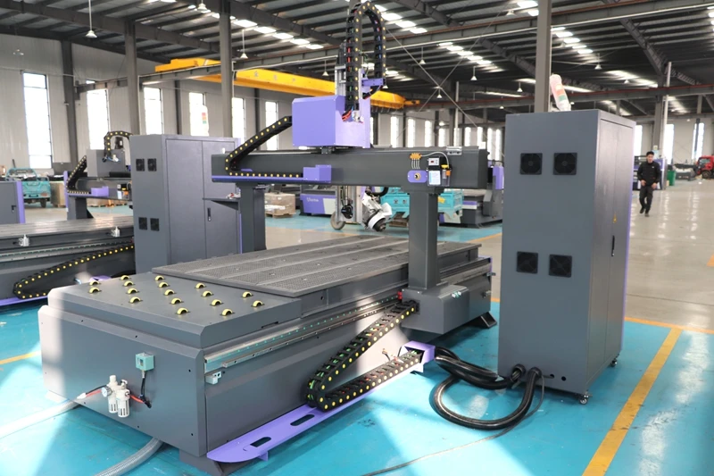 Precio de fábrica ACCTEK carpintería enrutador CNC de 4 ejes 1530 1325 máquina enrutadora Cnc Atc de 4 ejes con cambiadores de herramientas automáticos lineales