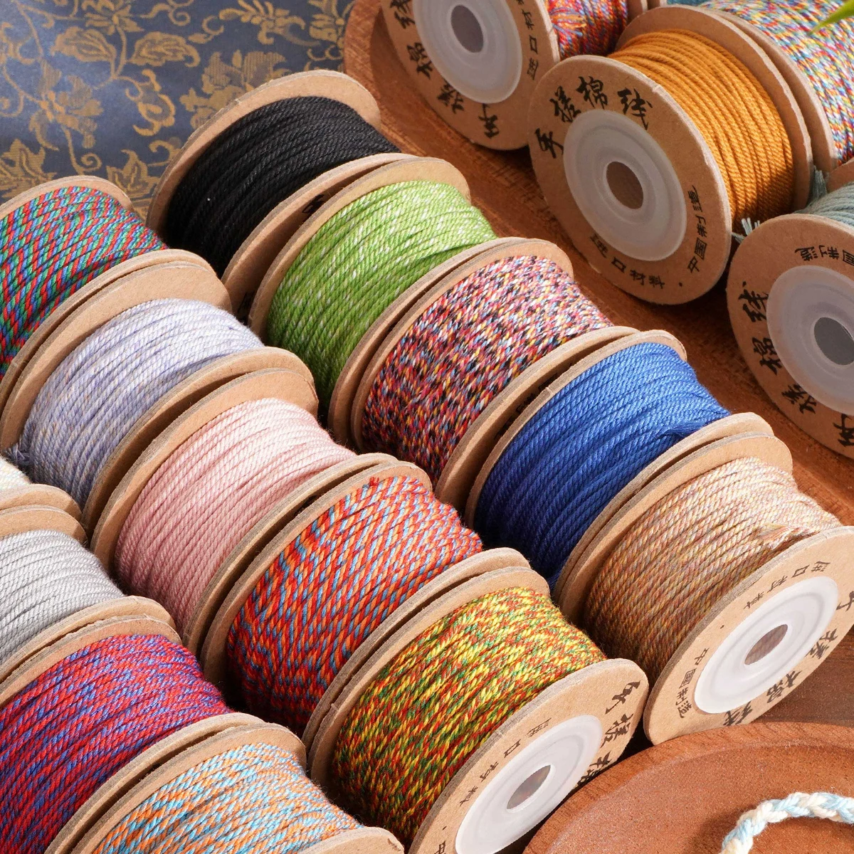 1/1,2/1,5mm Baumwollkordel Faden Chinesischer Knoten Makramee-Schnur Armband Geflochtene Schnur DIY Quasten Perlenschnur 15/20/25M – Detail 4