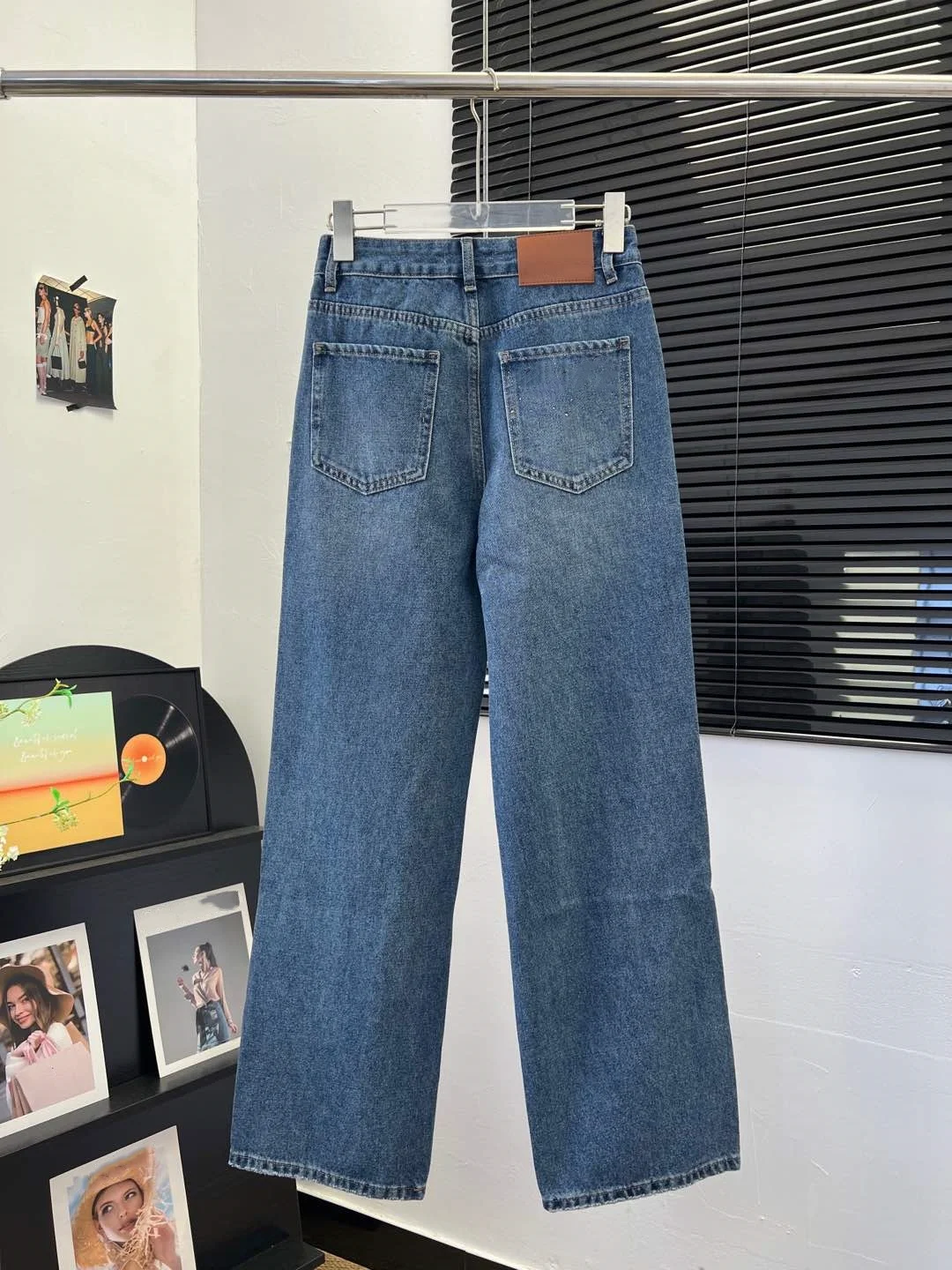 

Джинсы с драпировкой в стиле ретро 2025 года, новые свободные осенние прямые брюки с высокой талией для похудения в пол 73