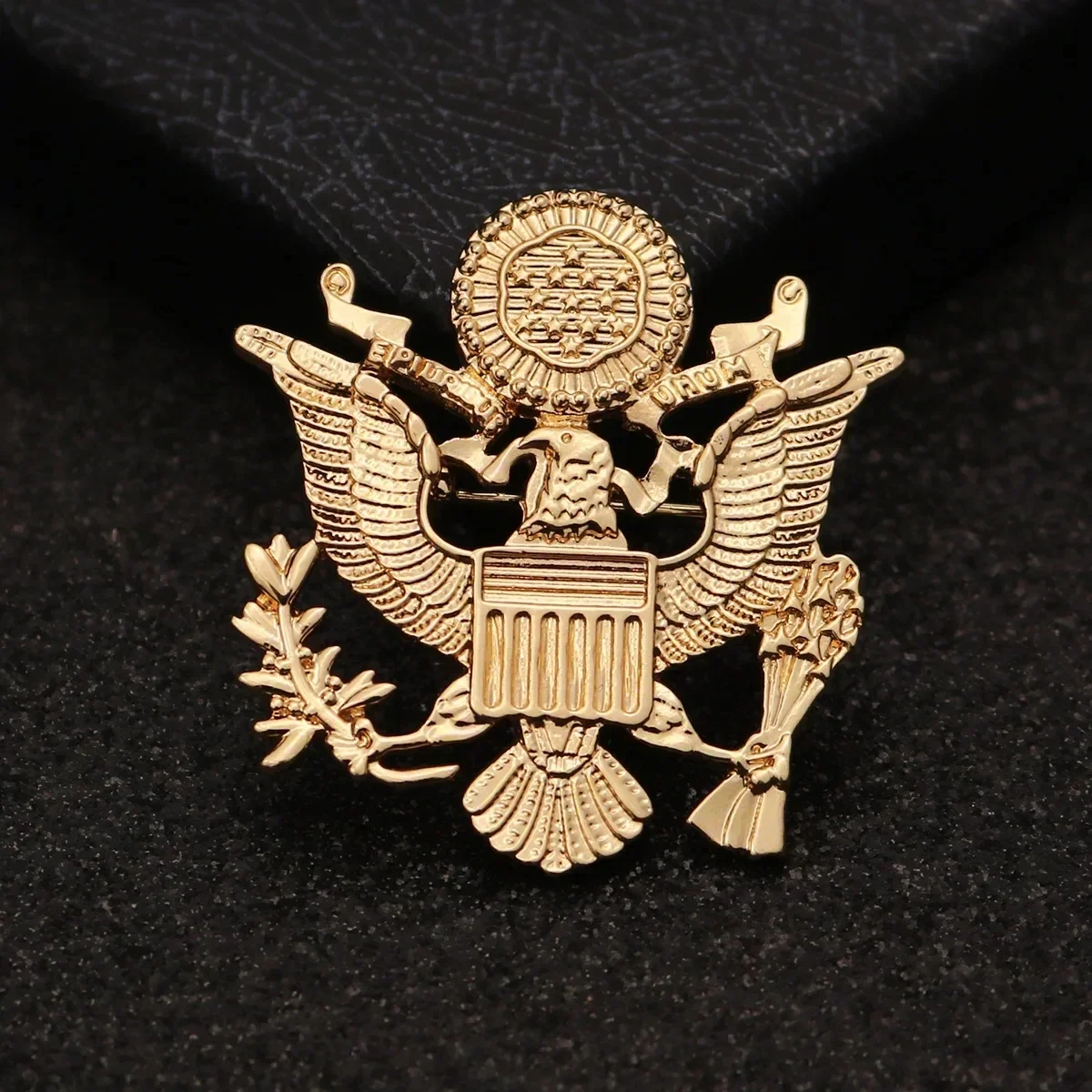 i-Remiel New Retro Men's Classic Eagle Badge Brooch Pin Jewelry Angle Wing Broszki dla kobiet Kołnierzyk koszuli Akcesoria Hurtownia — zdjęcie 2