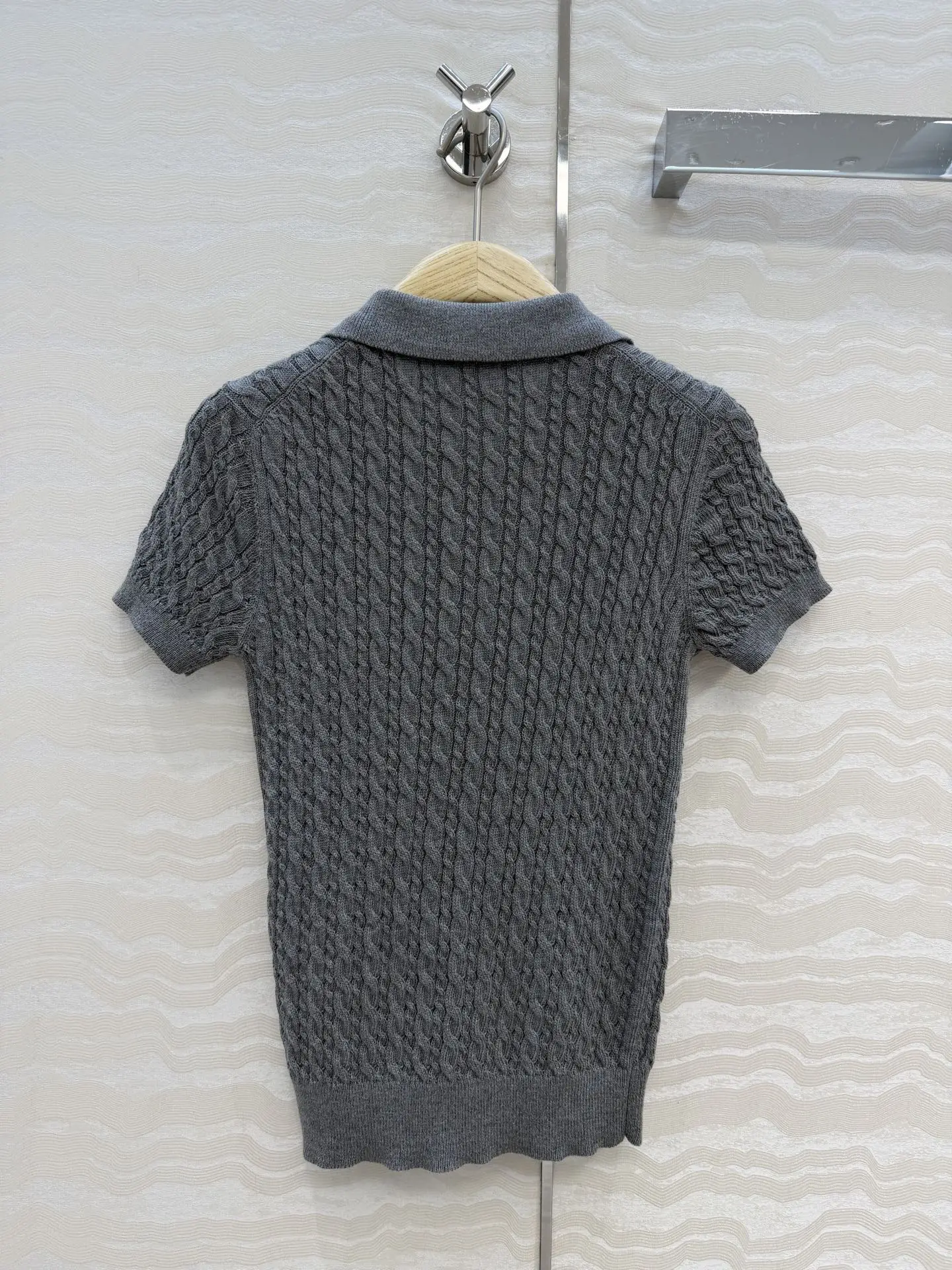 

2026 Summer New Style Women's Clothing - Gentle and Sophisticated Knitted Sweater with Flap Collar and Short Sleeve for Women