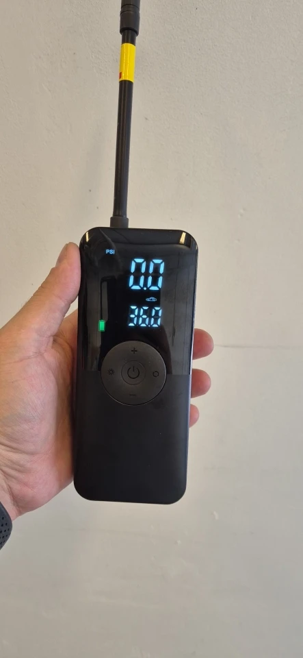 VanVolt AirGo™ Cordless Digital Tyre Inflator - Portable 150 PSI Air Pump photo review