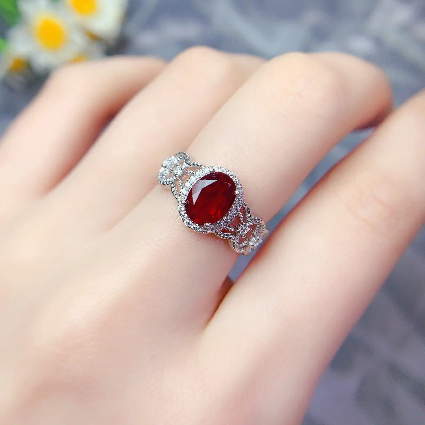 

KJJEAXCMY Boutique Jewelry Girls' Natural Sunstone Gemstone Ring 925 Pure Silver Plated Platinum Christmas Gift for Girlfriend