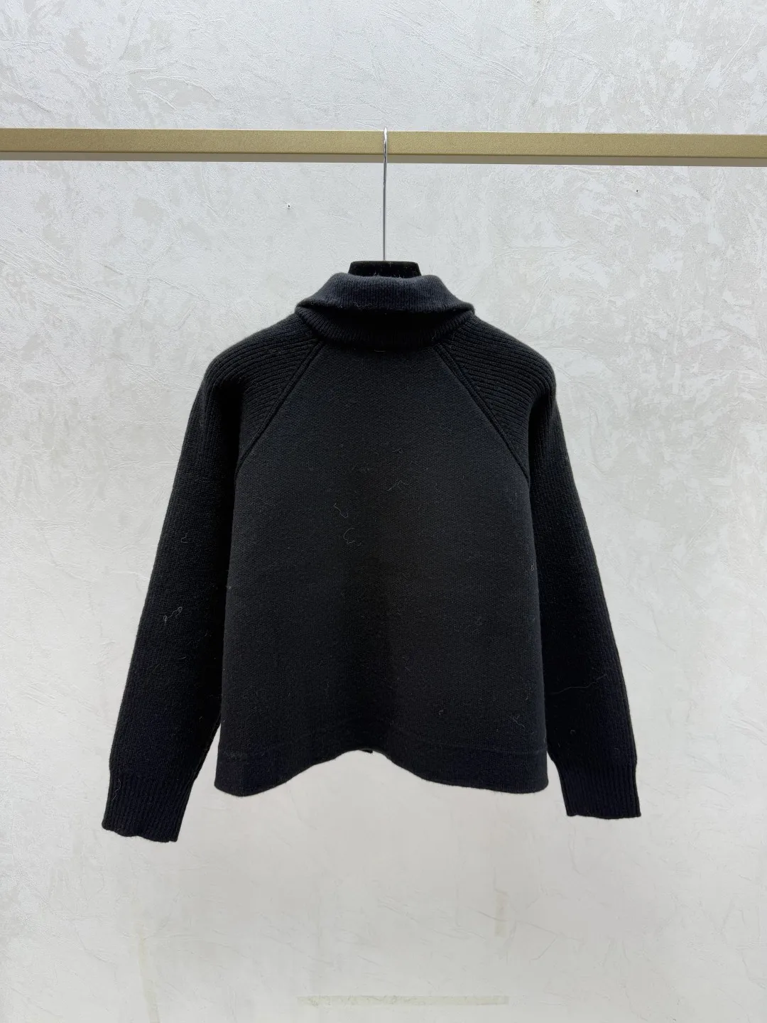 

25 autumn and winter new women's clothing high-end quality pullover collar contrasting color knitted fashionable sweater