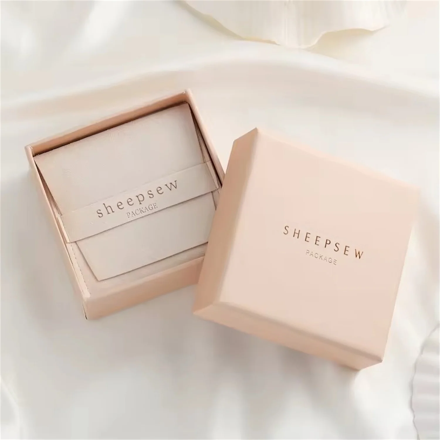 

Fashion Custom Gift Jewelry Ring Necklace Bracelet Pendant Earrings Packaging Set with Bag