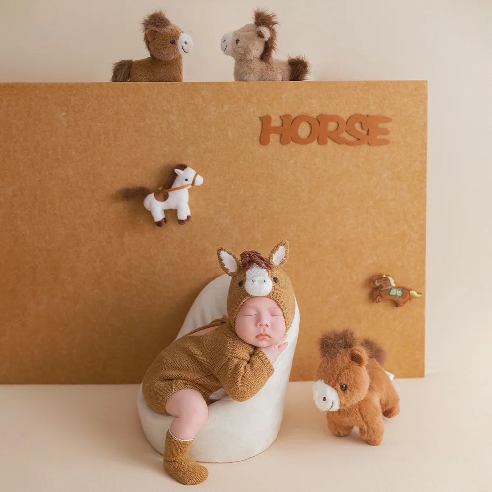 Cute Korean Style Newborn Horse Theme Photography Props Knitted Baby Romper+hat Plush Horse Dolls for Baby Growth Memorial Photo