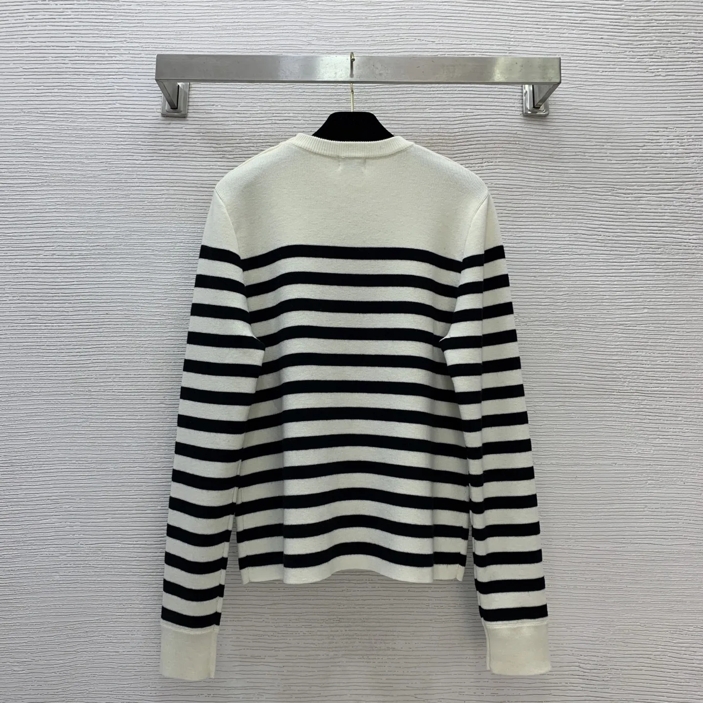 

2025 New Sweater Pullover O-neck Wool Striped Coat Fashionable Versatile Slimming Figure-hugging Spring Summer