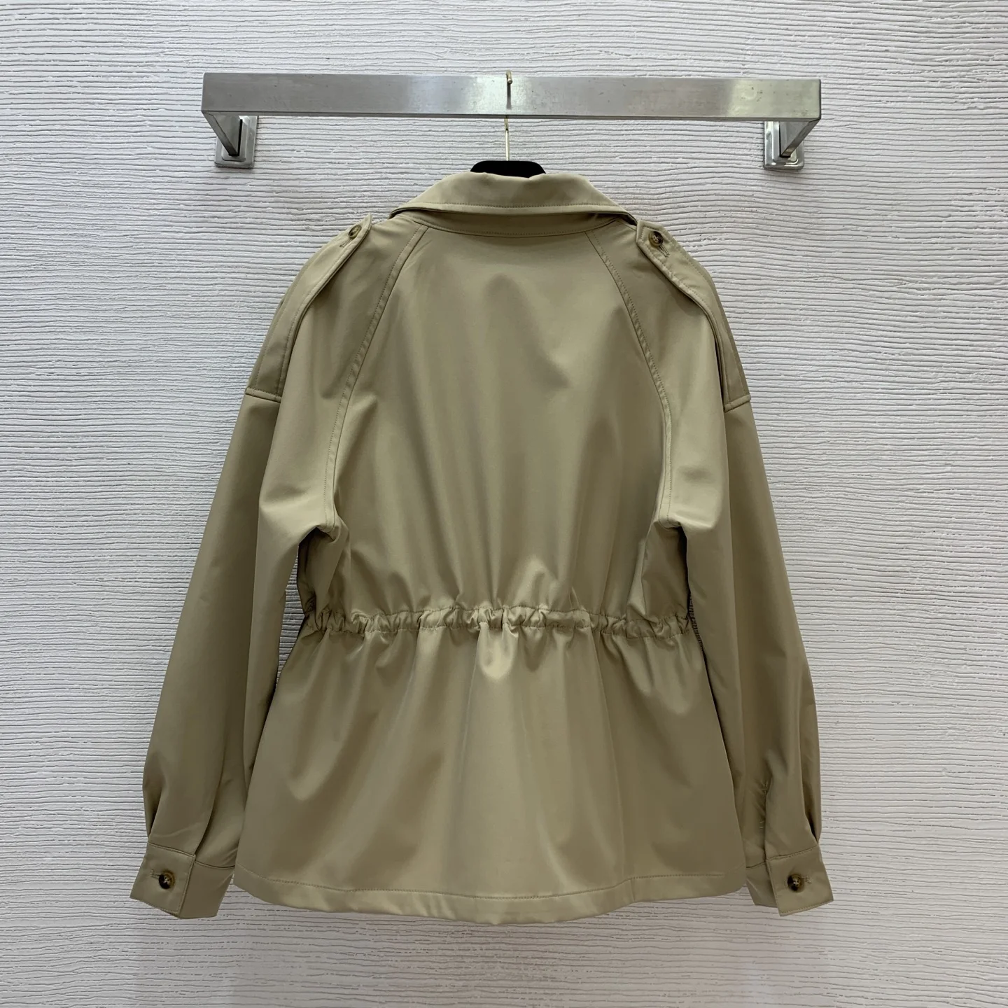 

2025 New French Design Collection Waist Shirt, Advanced Windbreaker, Women's Autumn Loose Casual Versatile Coat 12