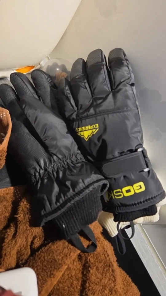Winter Snowboard Ski Gloves PU Leather Non-slip Touch Screen Waterproof Motorcycle Cycling Fleece Warm Riding Gloves photo review