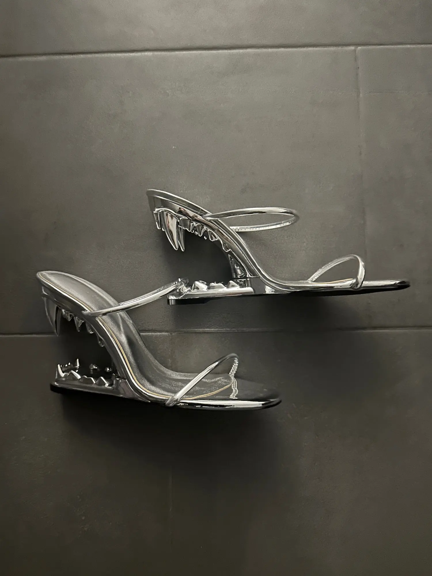 Silver Patent Leather High Heeled Fang Sandals
