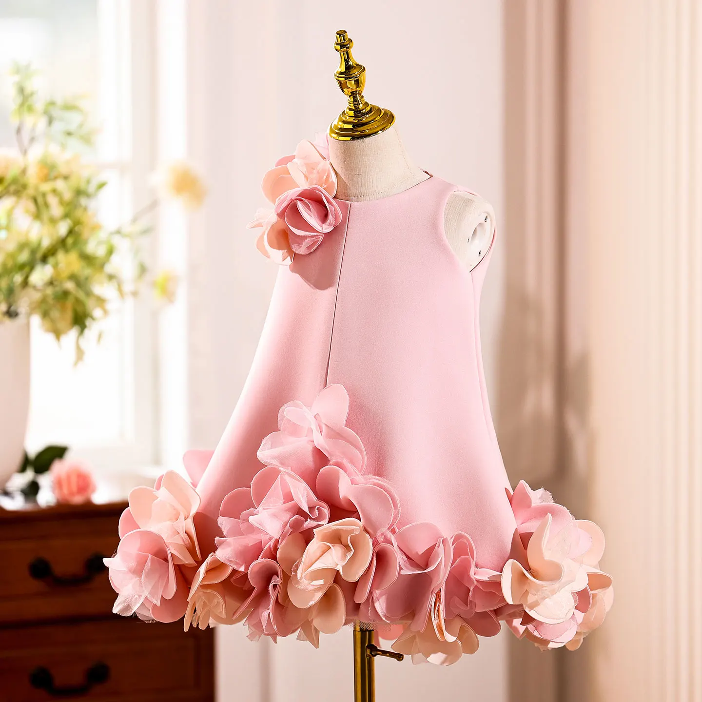 Dreamy Vow J073 Elegante abito bianco Dubai per ragazza Rosa Eid al-Fitr Vestiti per bambini per matrimoni Compleanno Festa di festa 2025